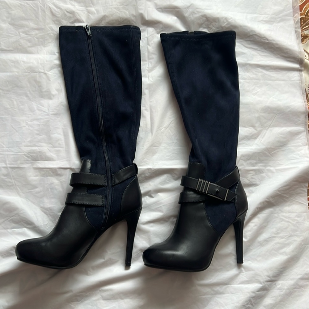 New women’s boots 
Bar III